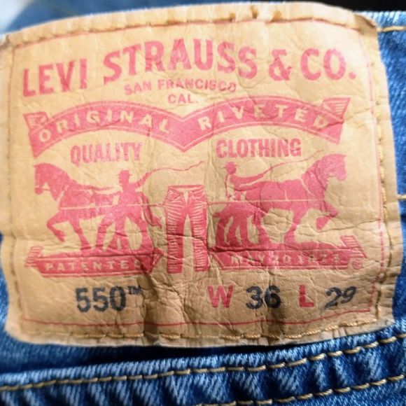 Copy Levi  Men's 550 Relaxed Fit Tapered Legs Medium Wash Jeans (36x29) NWT - Picture 7 of 14